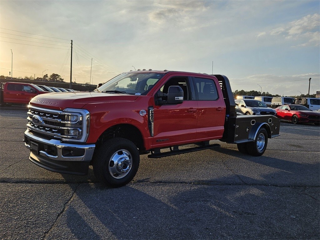 2024 Ford F-350 photo 3
