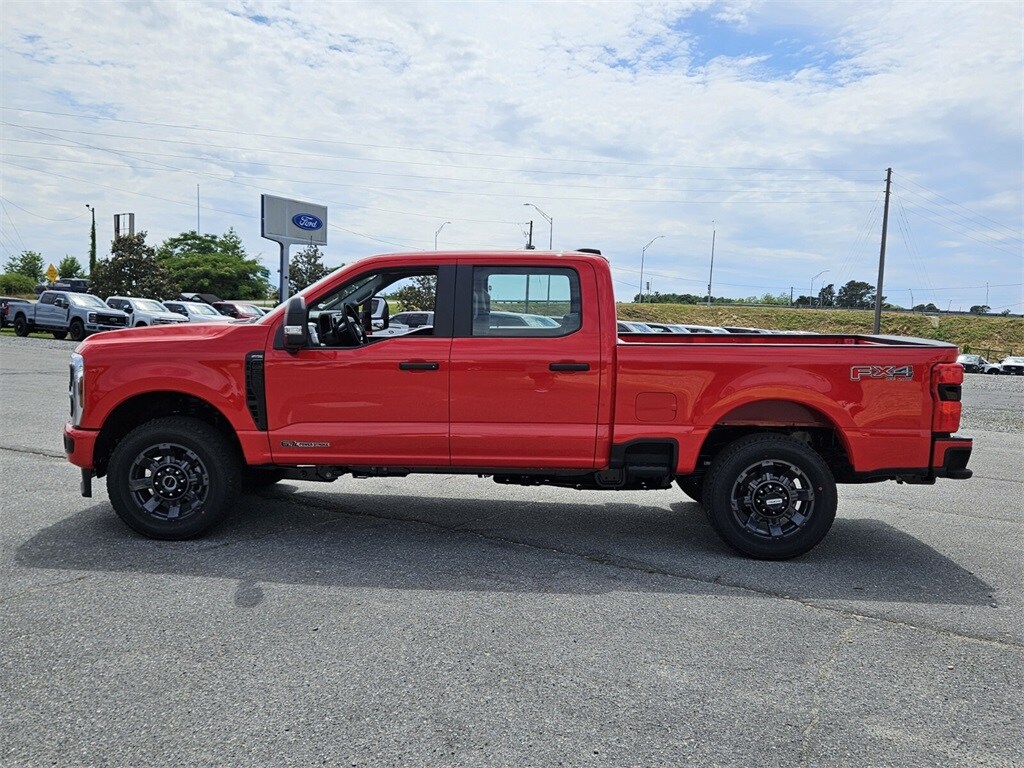 2025 Ford F-250 photo 4