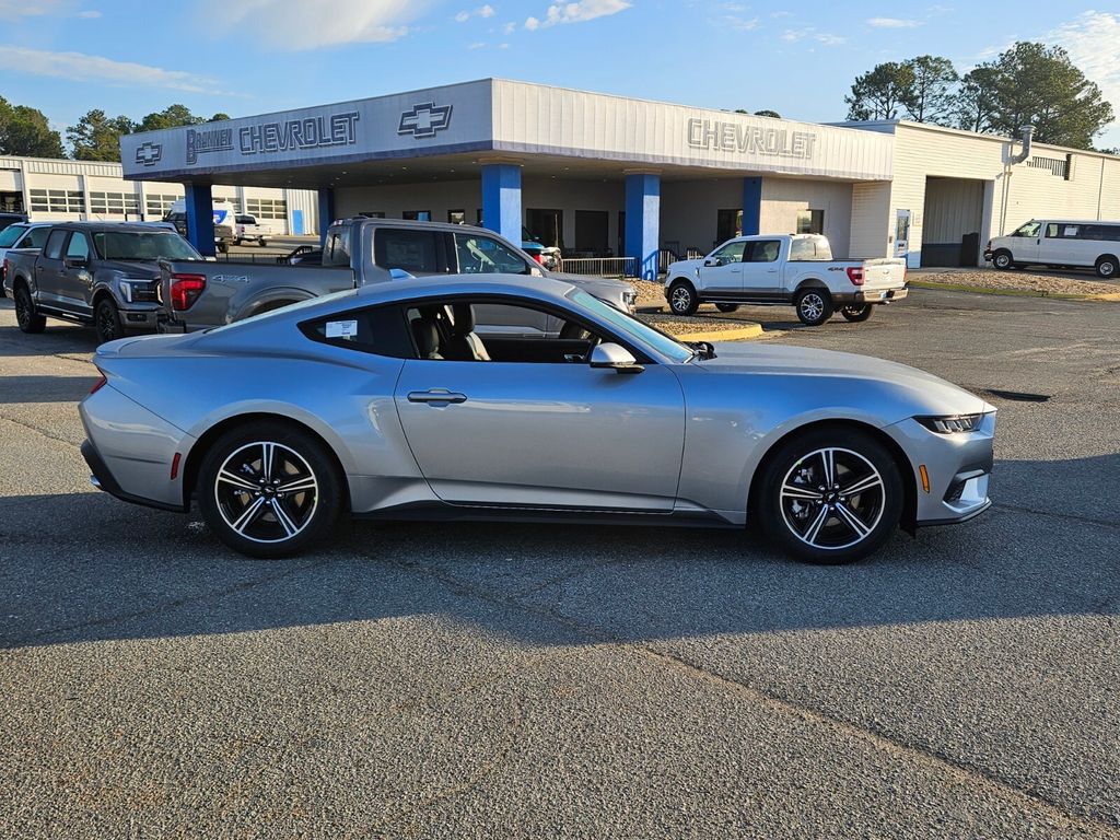 2025 Ford Mustang EcoBoost Premium Fastback - Photo 11
