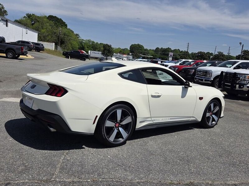 2025 Ford Mustang GT Premium Fastback - Photo 10