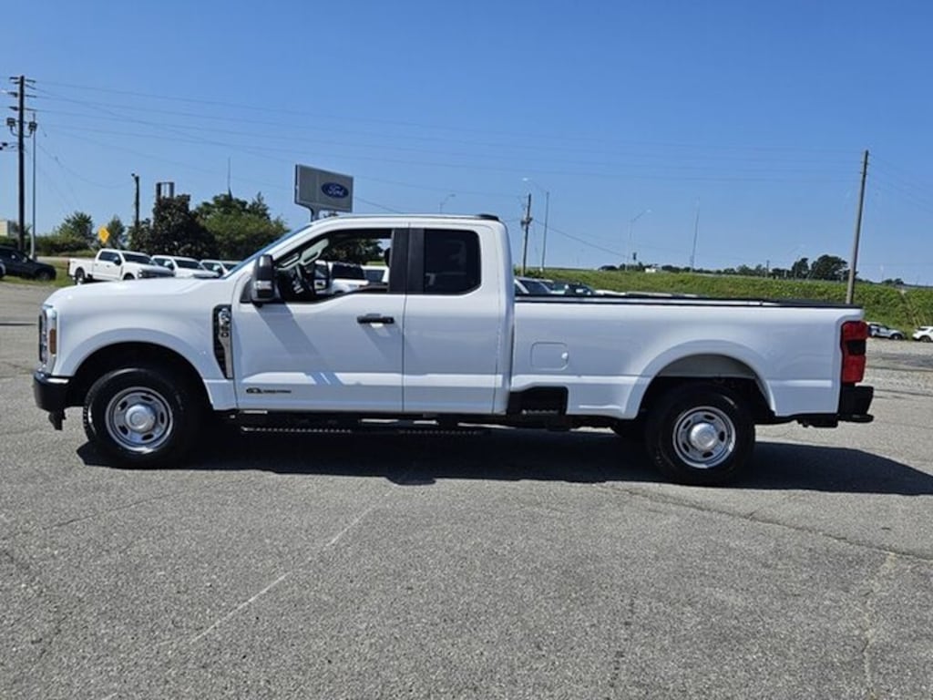 New 2026 Ford F-350 XL Extended Cab