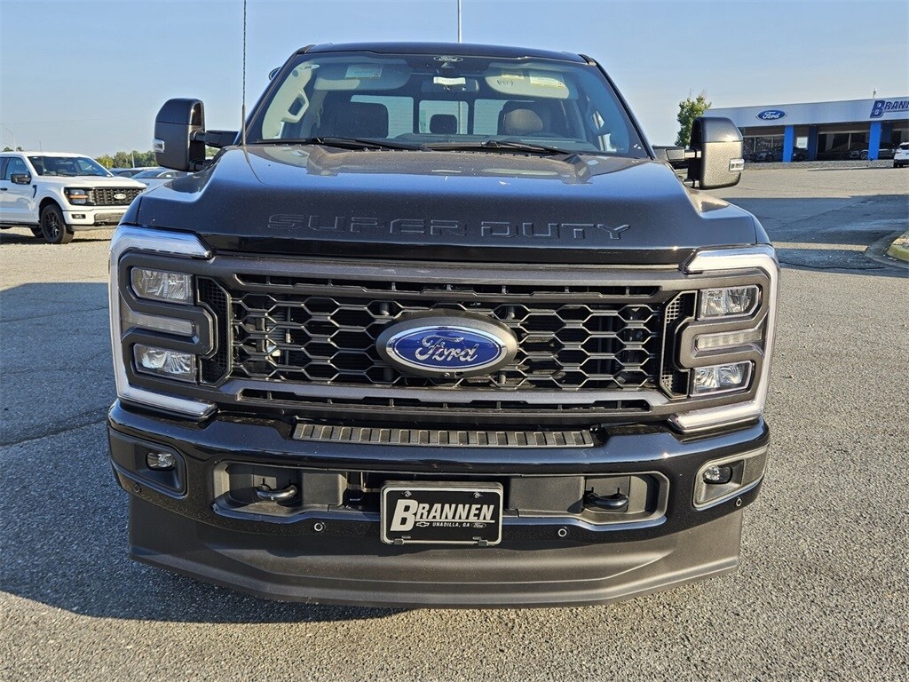 2024 Ford F-250 photo 2