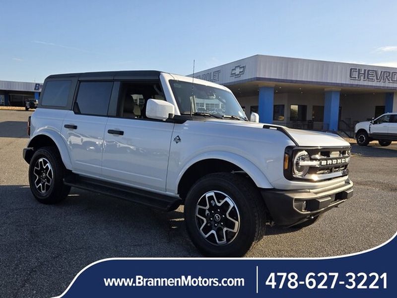 2026 Ford Bronco Outer Banks 4x4's photo