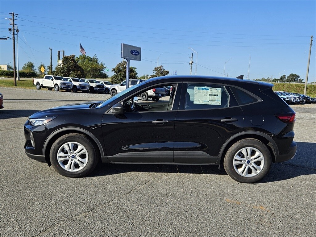 2024 Ford Escape Base photo 2