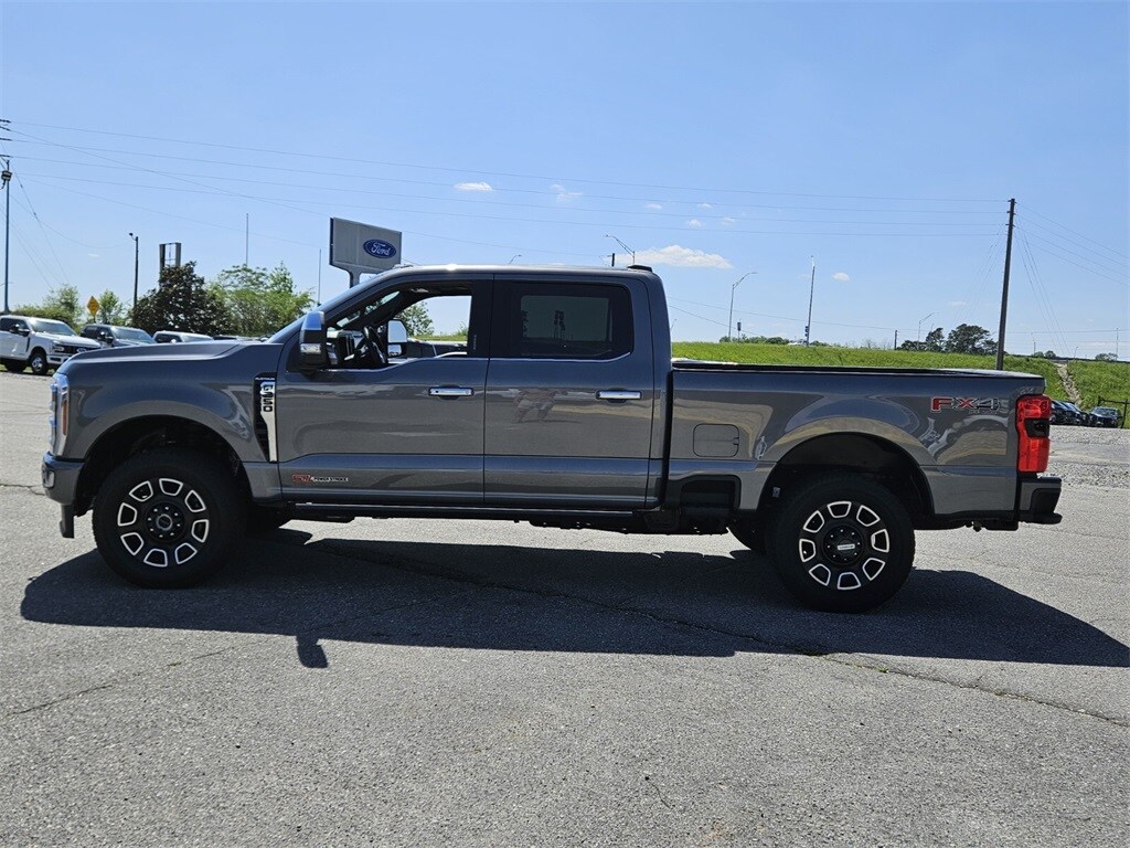 2024 Ford F-250 photo 4