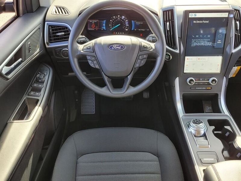 2024 Ford Edge SE - Photo 7