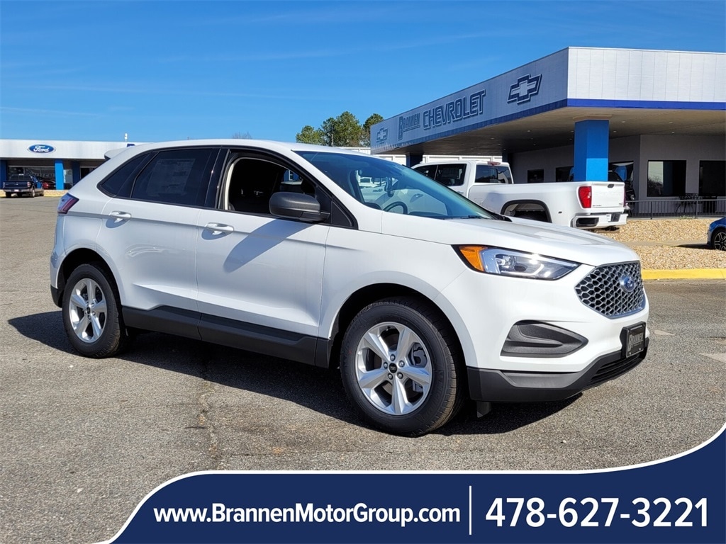 2024 Ford Edge SE's photo