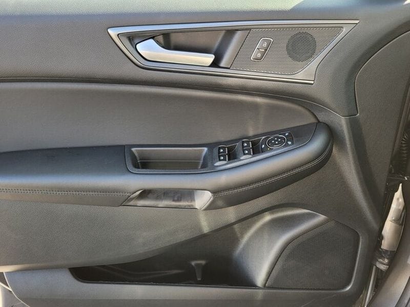 2024 Ford Edge SE - Photo 28