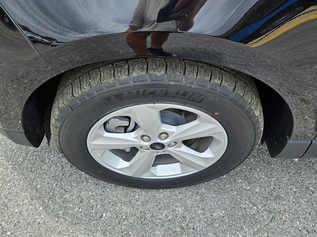 2024 Ford Edge SE - Photo 17