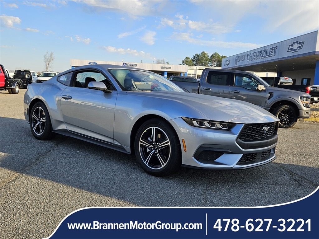 2025 Ford Mustang Coupe 