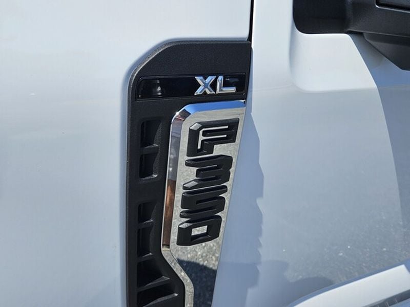 2026 Ford F-350 Super Duty XL - Photo 16