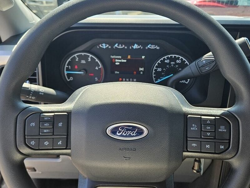 2026 Ford F-350 Super Duty XL - Photo 23