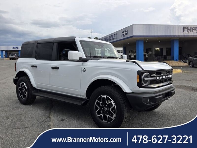 2026 Ford Bronco Outer Banks 4x4's photo