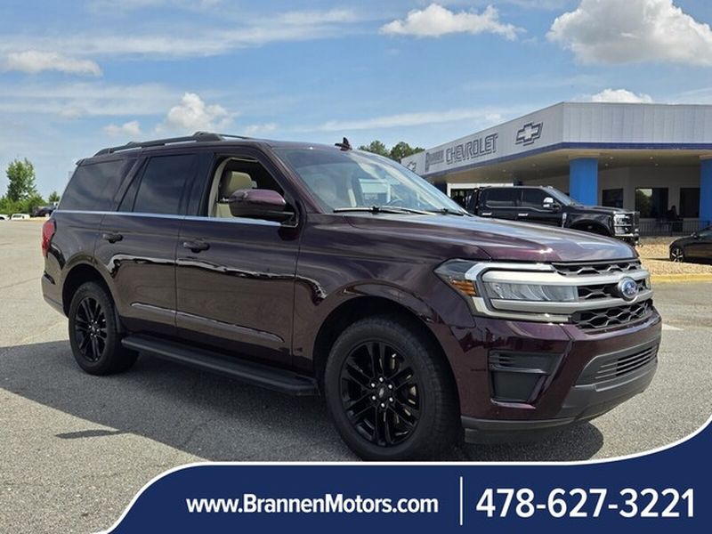2024 Ford Expedition XLT's photo