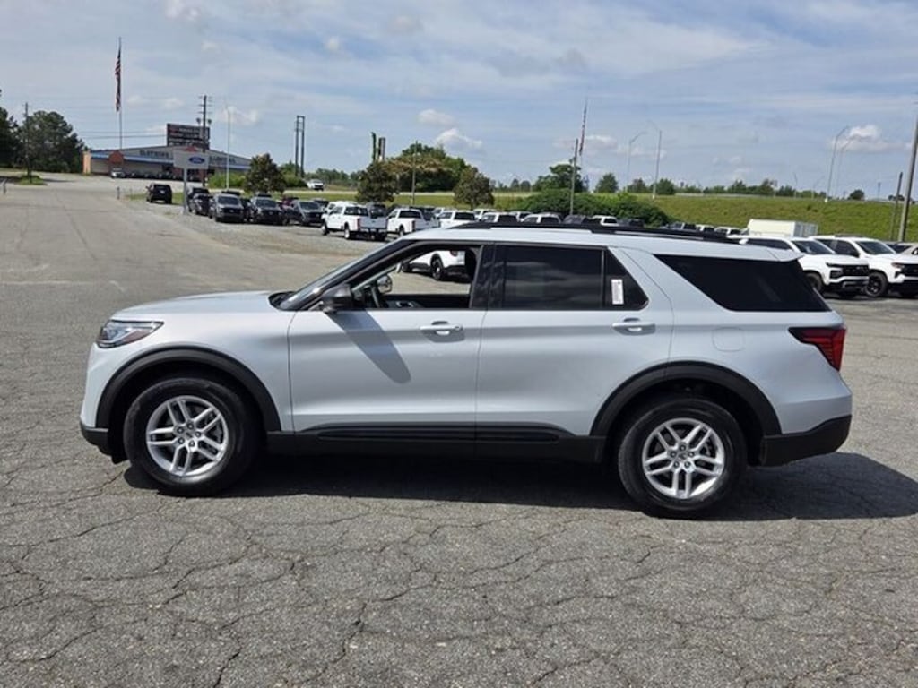 New 2026 Ford Explorer Active w/200A Pkg Sport Utility