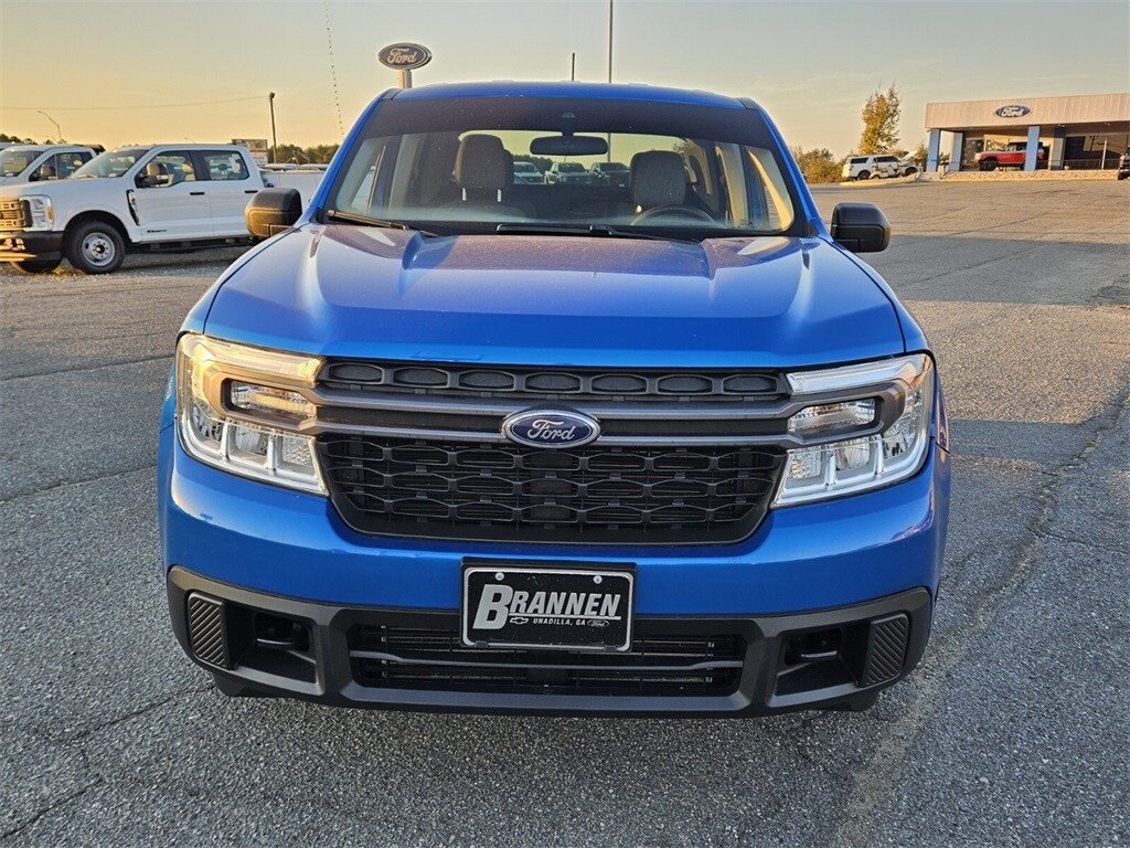 2022 Ford Maverick XLT photo 2