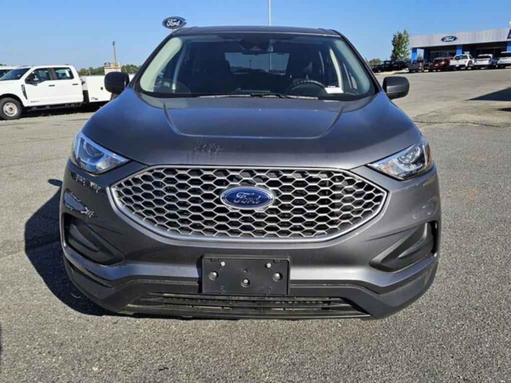 New 2024 Ford Edge SE Sport Utility