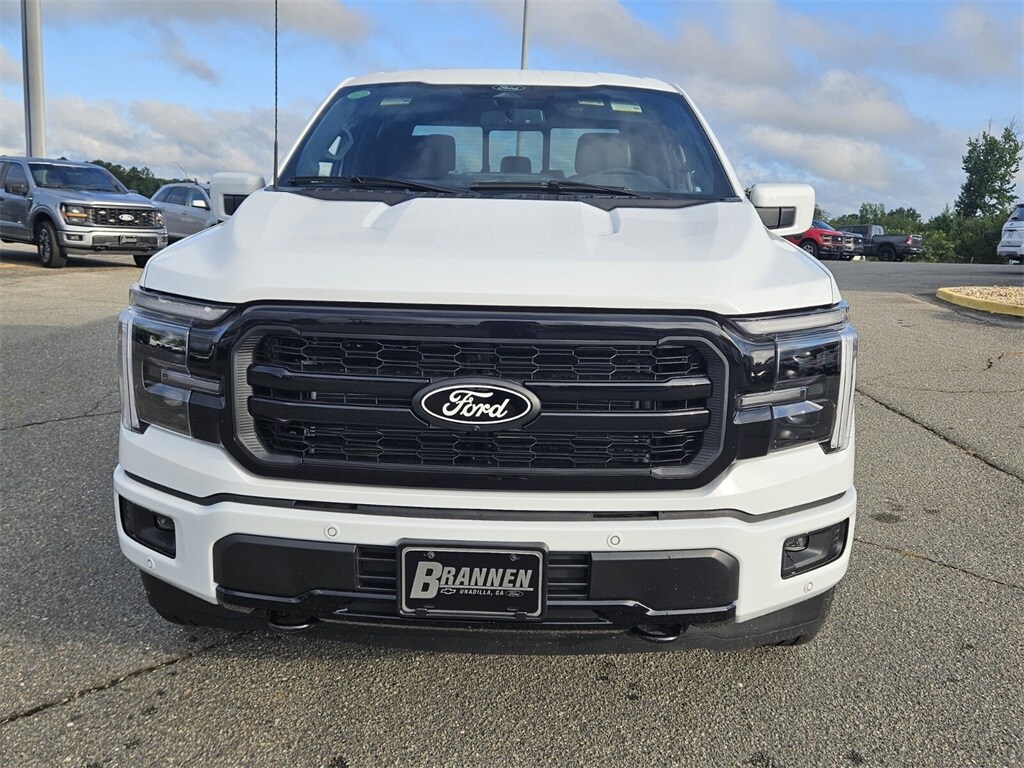 2025 Ford F-150 Lariat photo 2