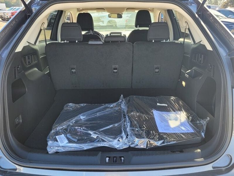 2024 Ford Edge SE - Photo 11