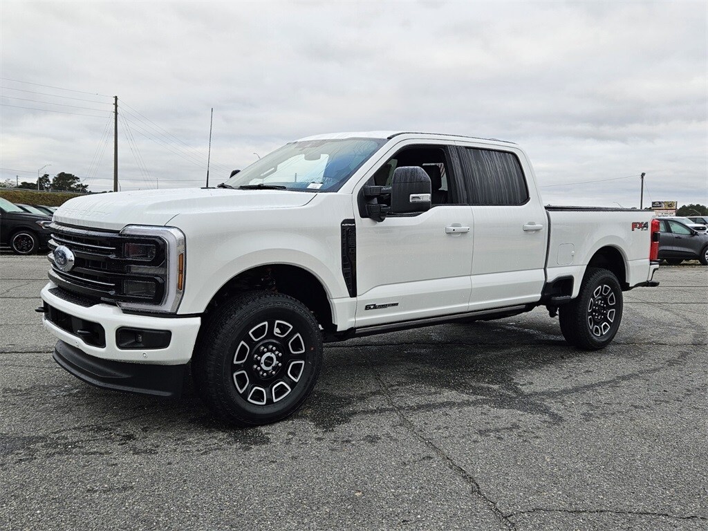 2026 Ford F-250 Platinum photo 3