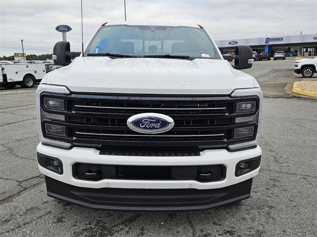 2026 Ford F-250 Platinum photo 2