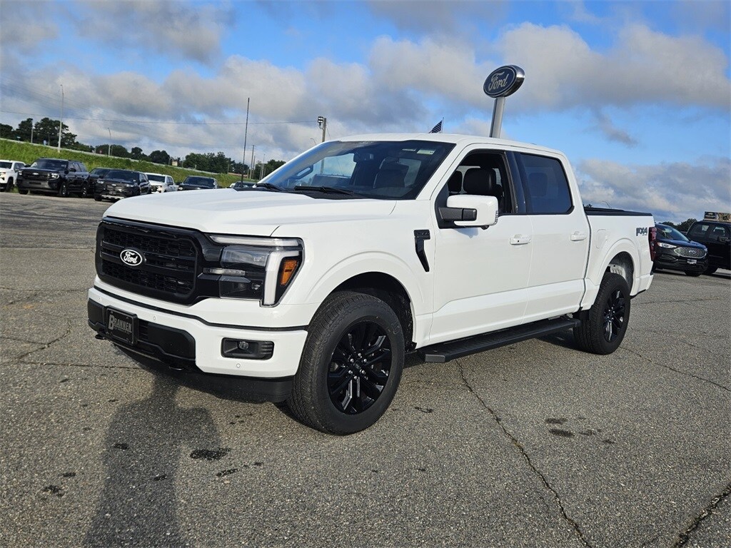 2025 Ford F-150 Lariat photo 3