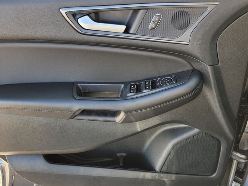 2024 Ford Edge SE - Photo 27