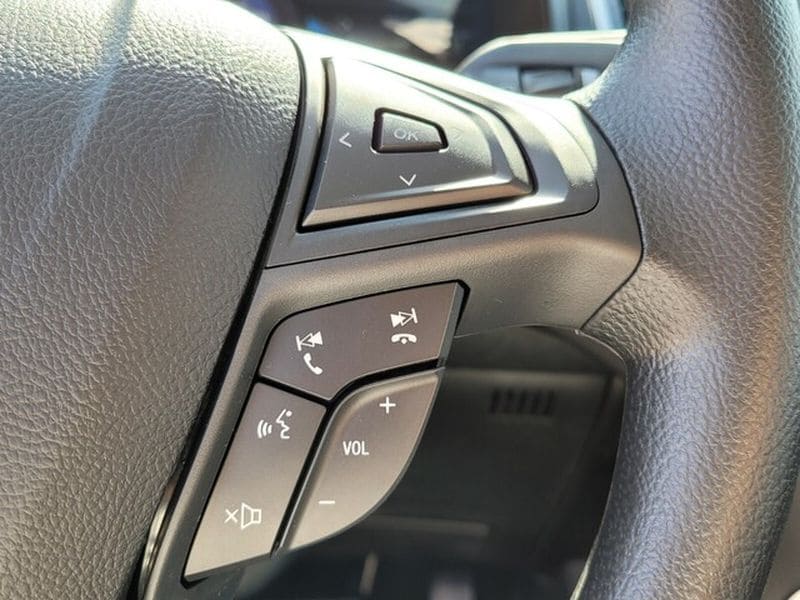 2024 Ford Edge SE - Photo 26