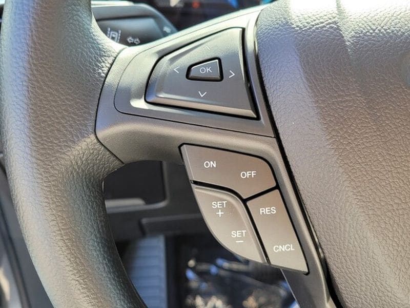 2024 Ford Edge SE - Photo 24