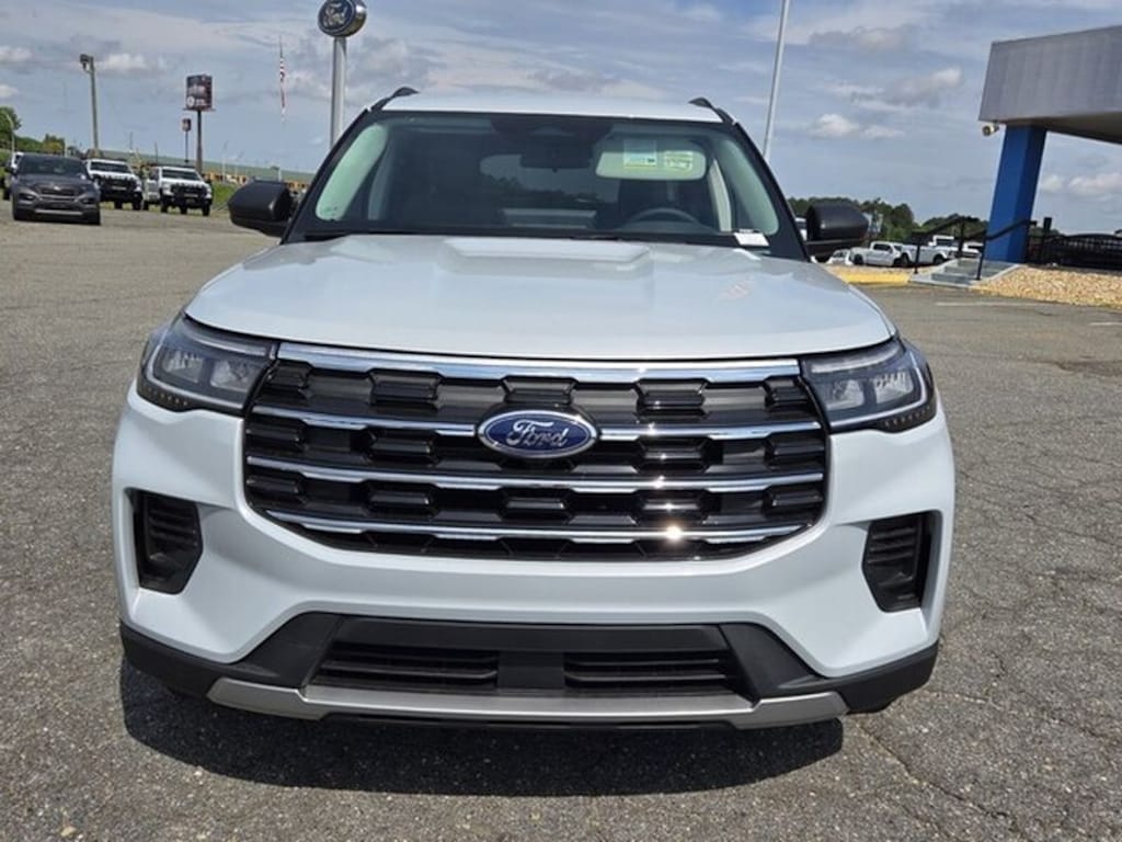 New 2026 Ford Explorer Active w/200A Pkg Sport Utility