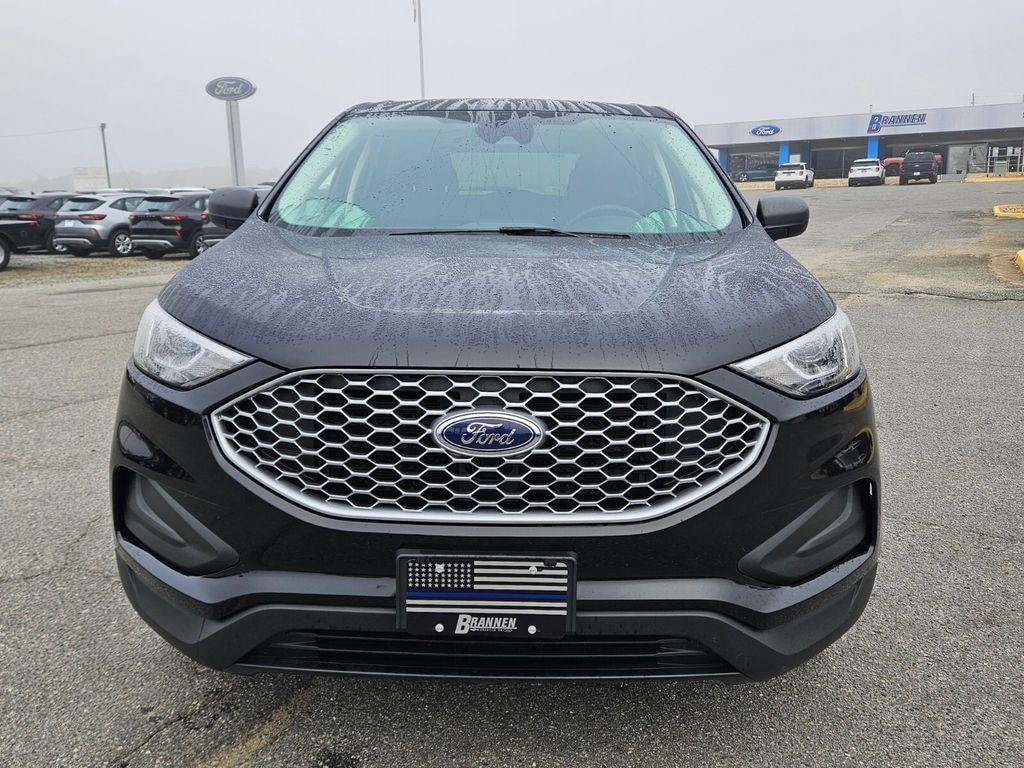 New 2024 Ford Edge SE SUV