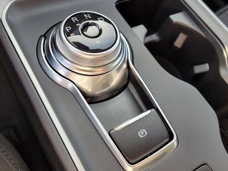 2024 Ford Edge SE - Photo 23