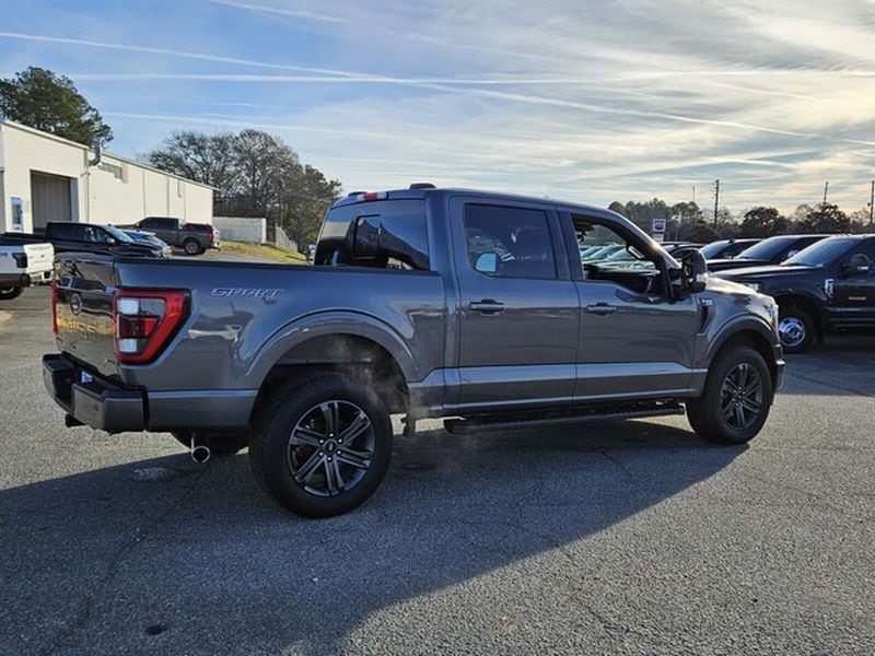 2023 Ford F-150 Lariat - Photo 12