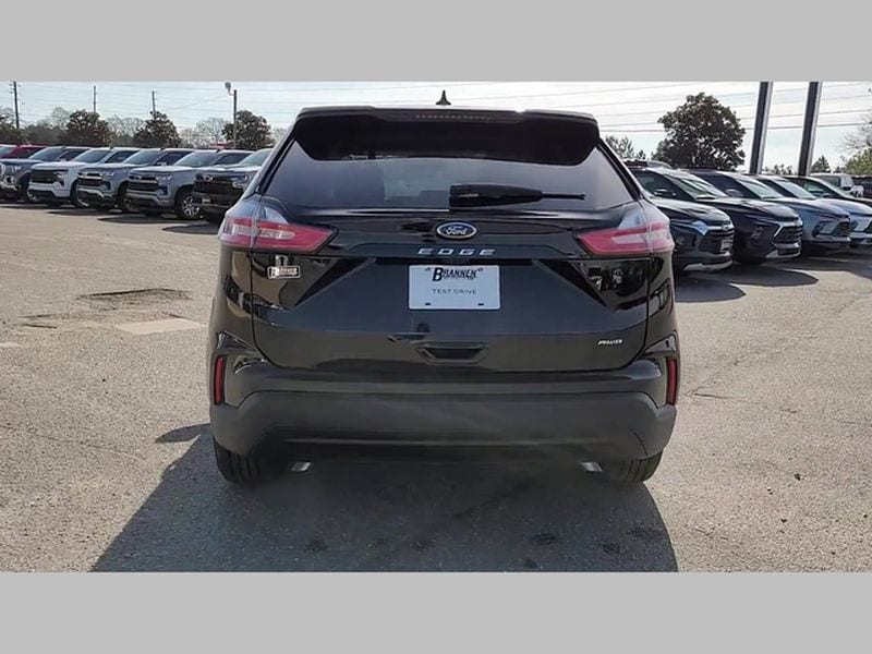 2024 Ford Edge SE - Photo 35