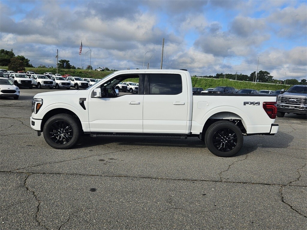 2025 Ford F-150 Lariat photo 4
