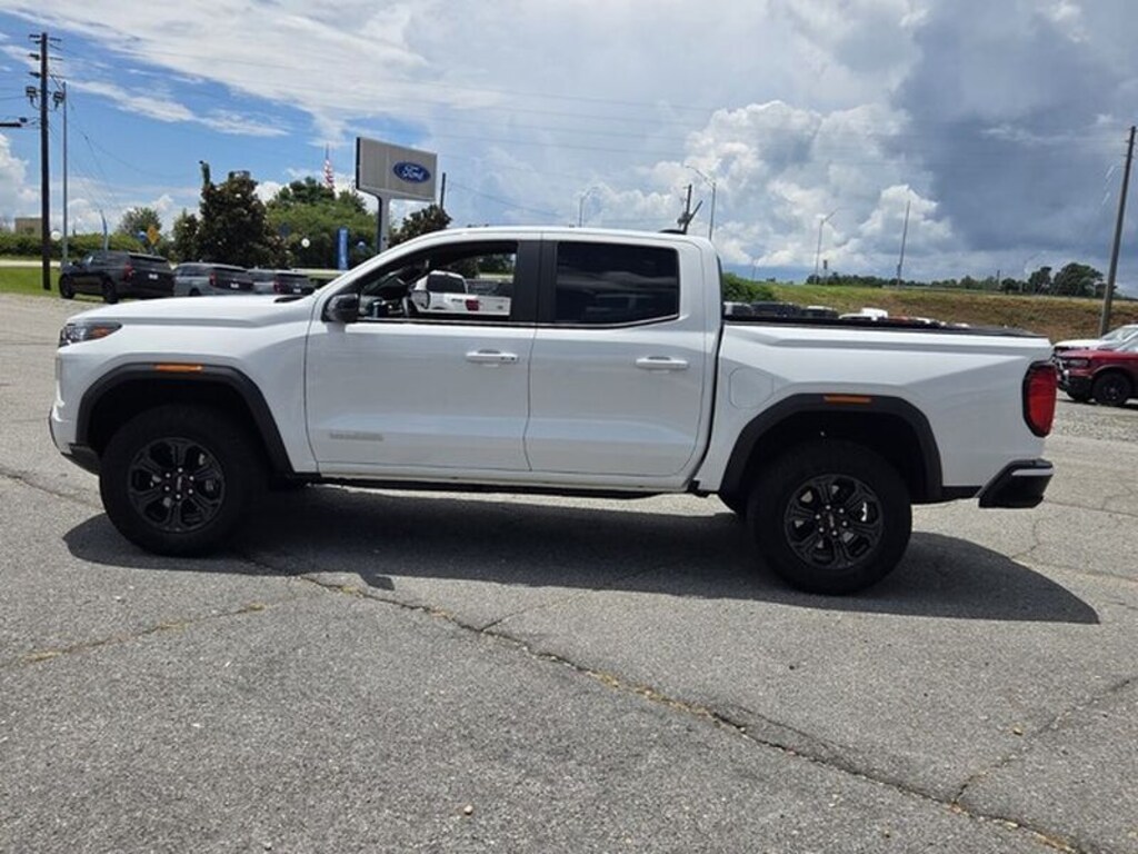 Certified 2025 GMC Canyon 2WD Elevation Crew Cab