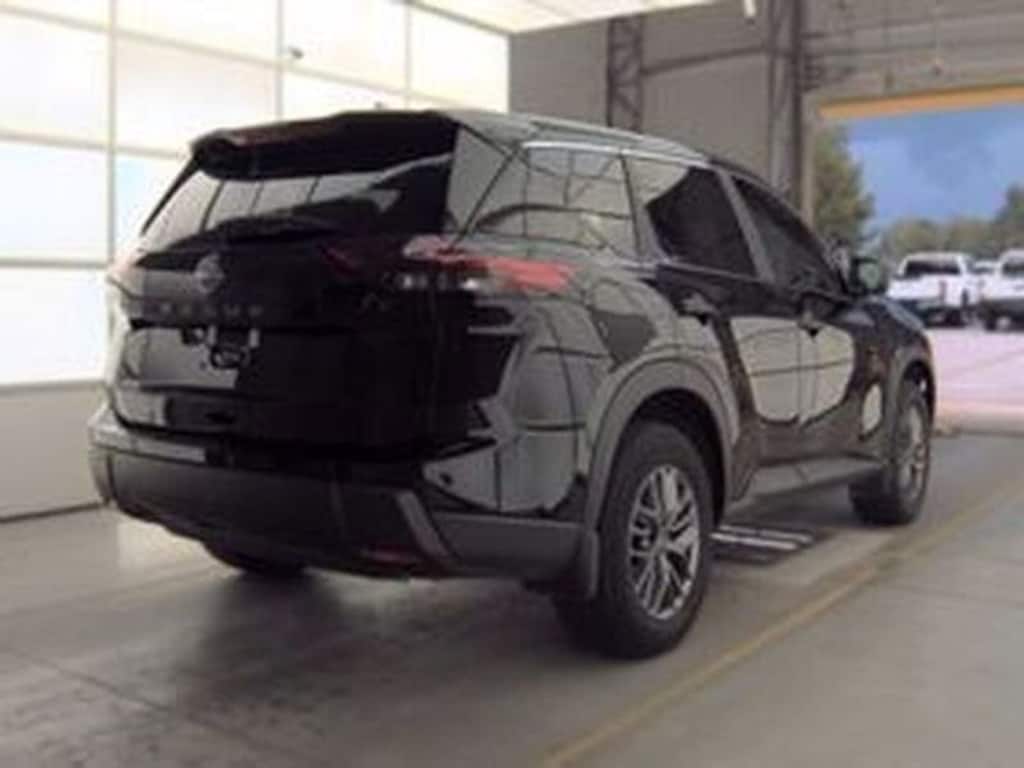 Used 2025 Nissan Rogue S Sport Utility