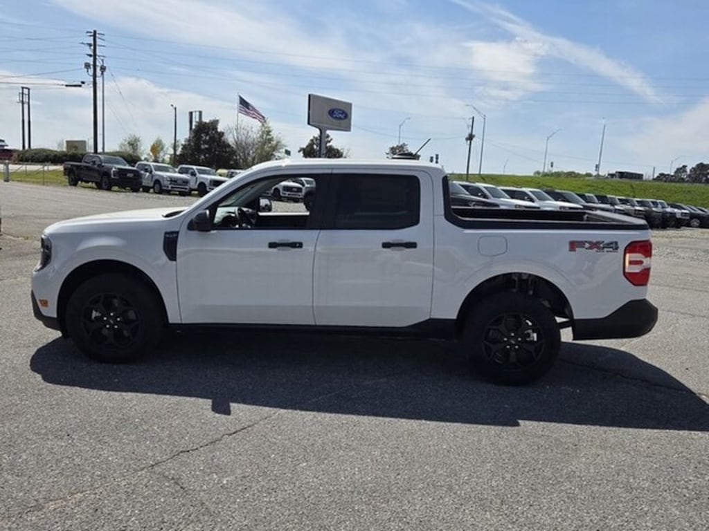 New 2025 Ford Maverick XLT SuperCrew