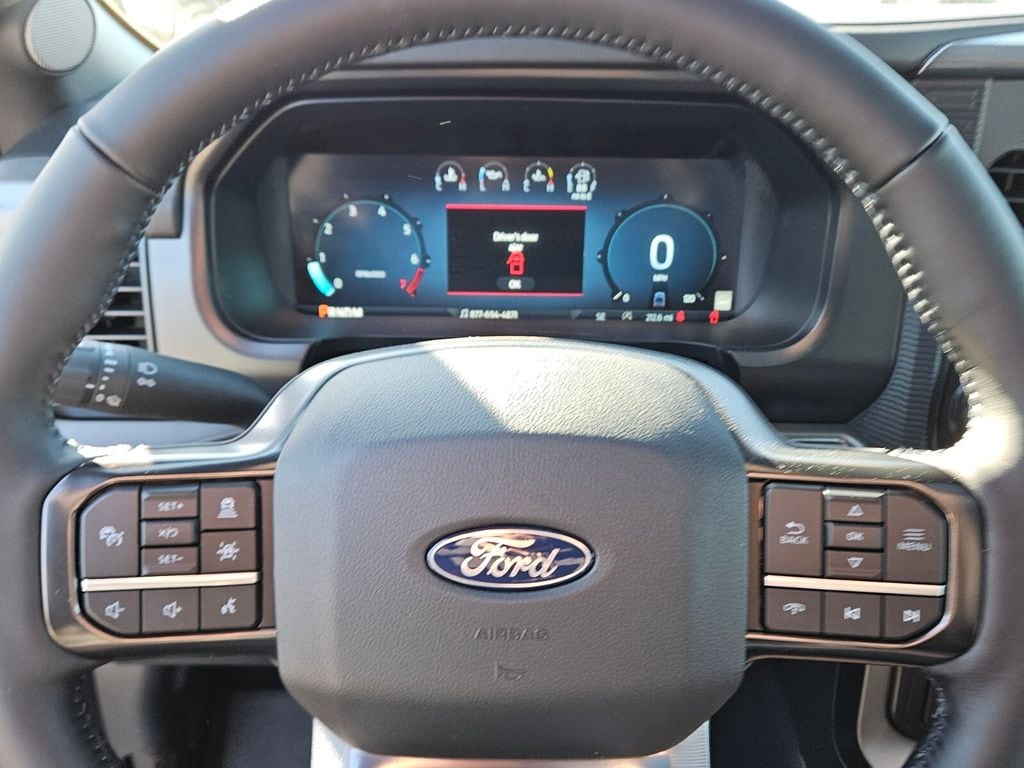 2025 Ford F-150 Platinum - Photo 26