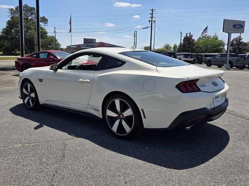 2025 Ford Mustang GT Premium Fastback - Photo 6