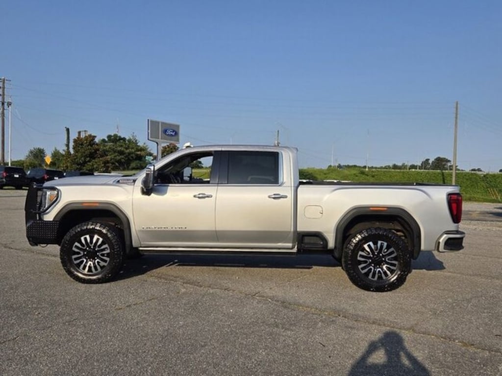 Used 2022 GMC Sierra Denali Crew Cab
