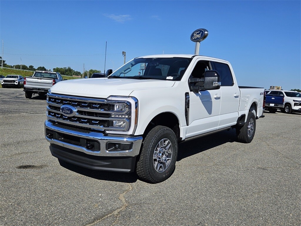 2026 Ford F-250 Lariat photo 3