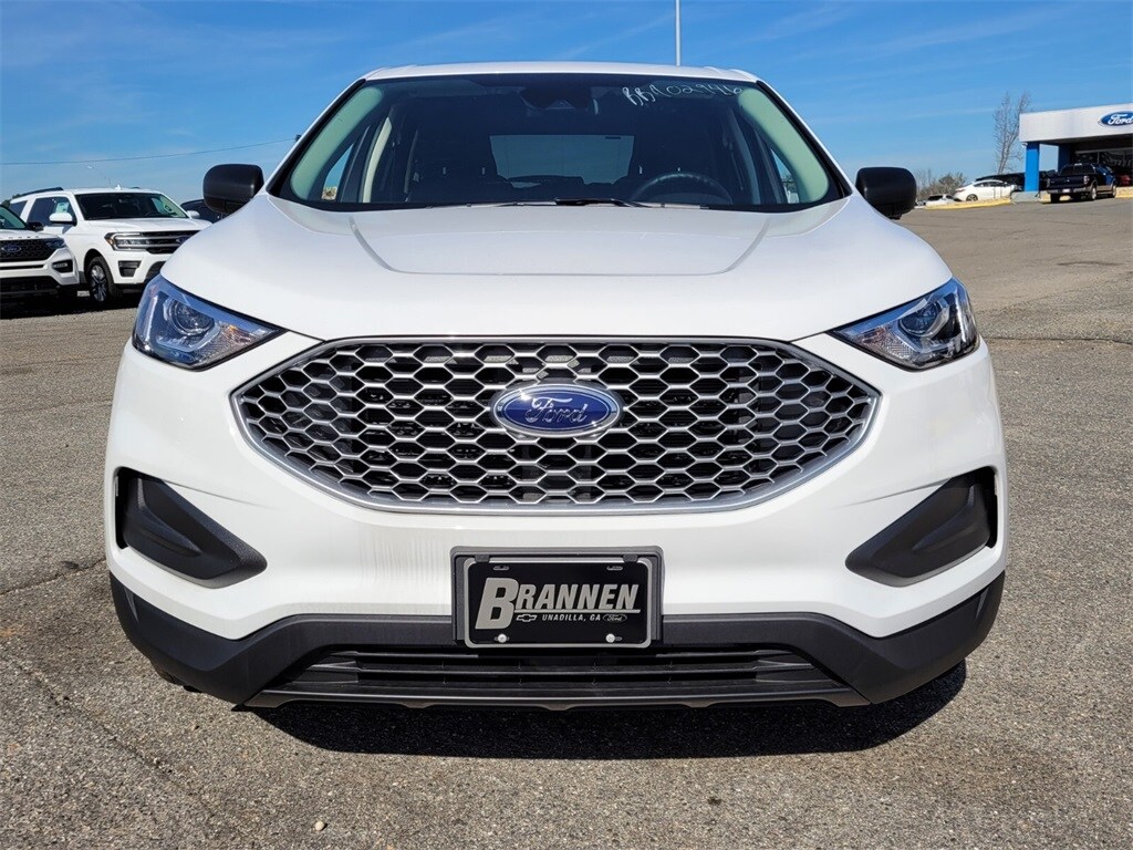 2024 Ford Edge SE photo 2