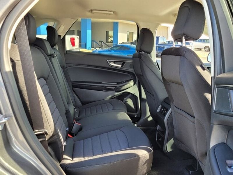 2024 Ford Edge SE - Photo 15