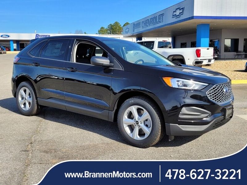 2024 Ford Edge SE AWD's photo