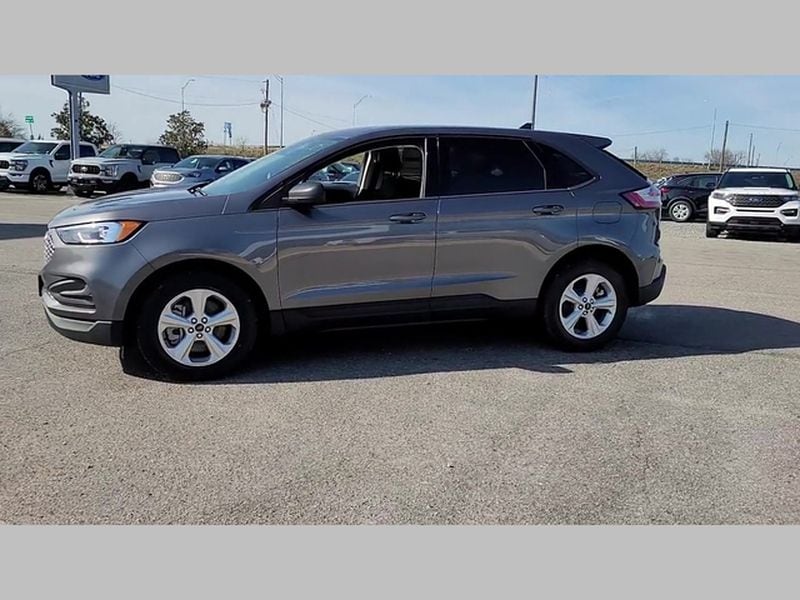 2024 Ford Edge SE - Photo 31