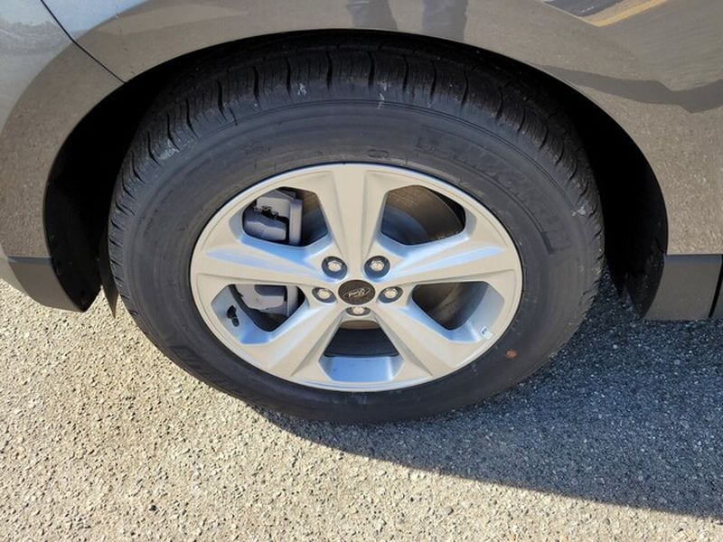 2024 Ford Edge SE - Photo 17