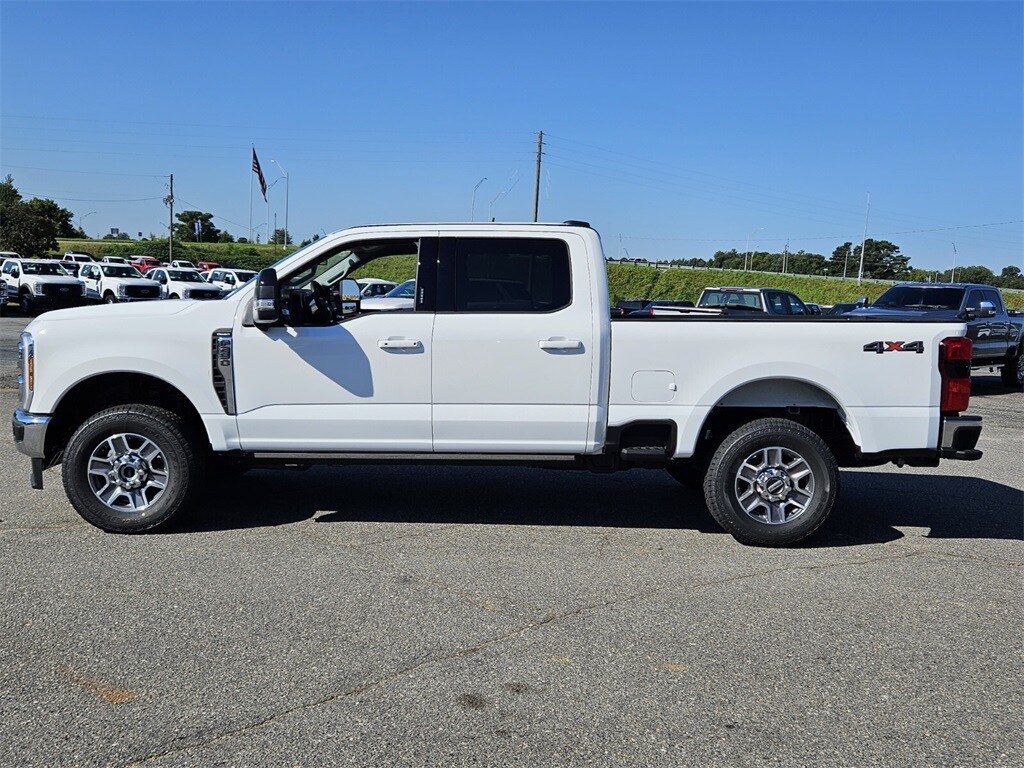 2026 Ford F-250 Lariat photo 4