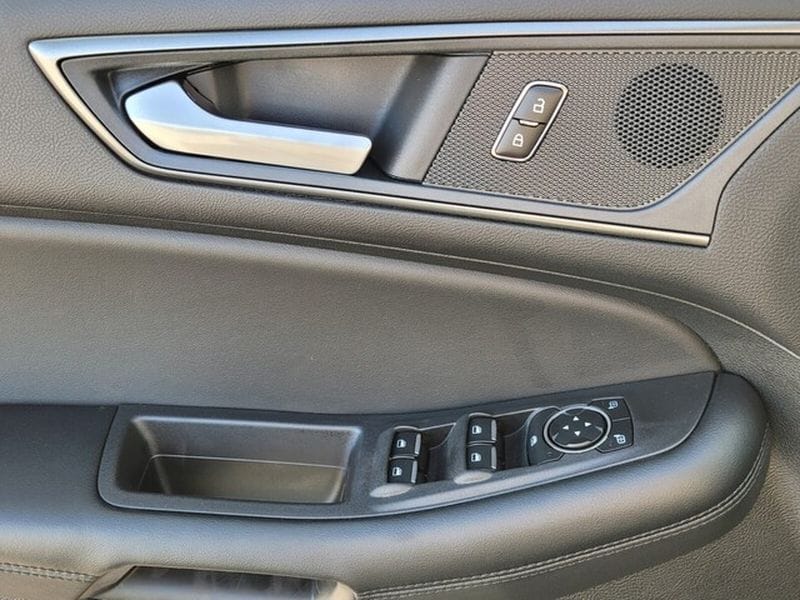 2024 Ford Edge SE - Photo 28
