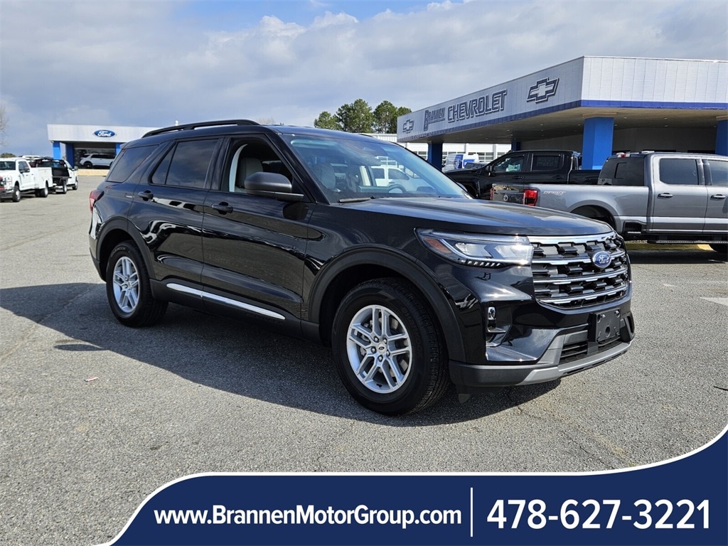 2025 Ford Explorer SUV 